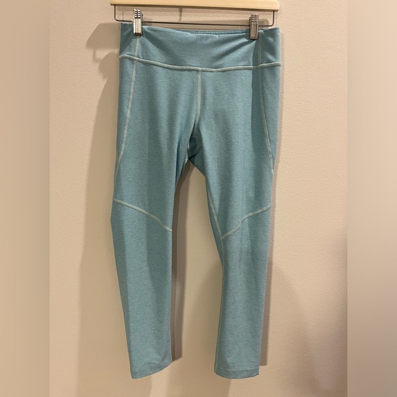 Outdoor Voices Pool Blue 3/4 Warmup Legging - Size Medium - Picture 2 of 5